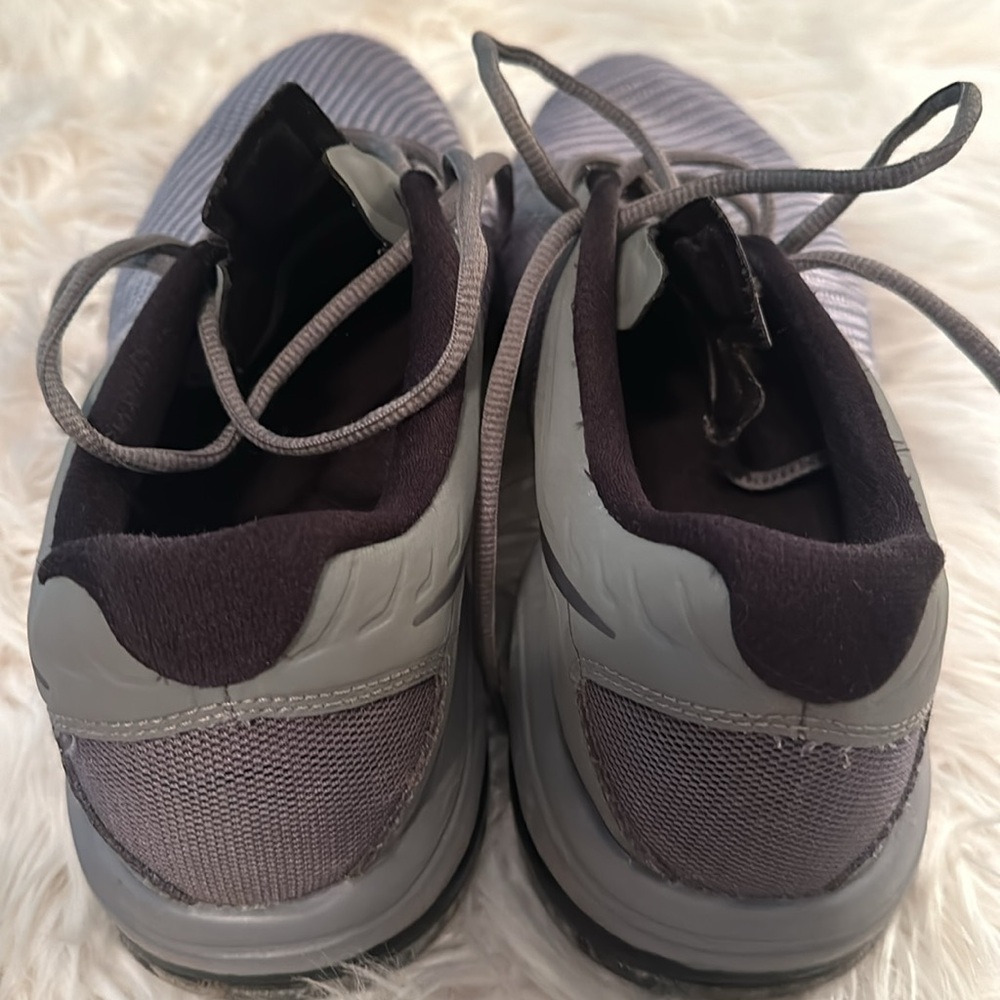 Nike Air Max Full Ride Tr 1.5 'Metallic Cool Grey' - Picture 4 of 6